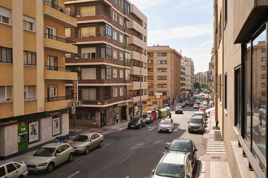Amplio Alojamiento Centro Barrio Del Oeste Salamanca Ngoại thất bức ảnh